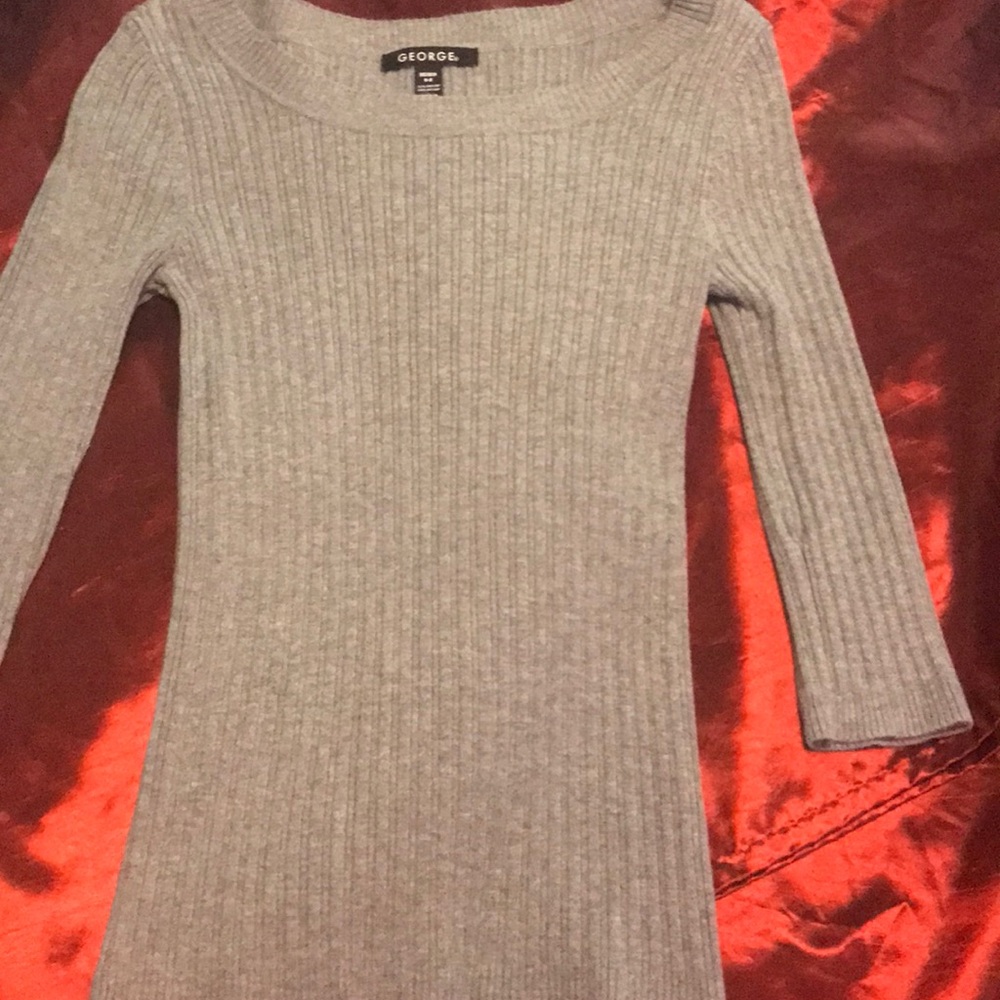 Mid Sleeve Sweater
